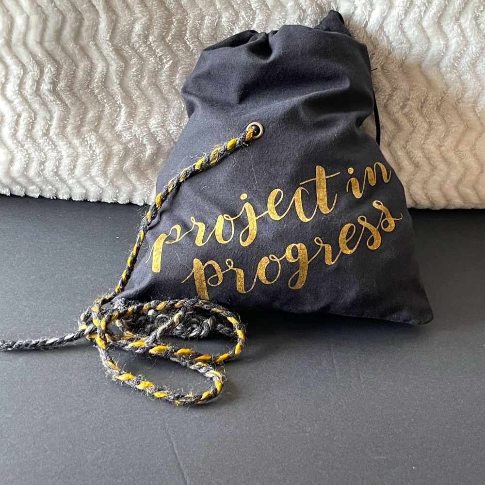 Yarn storage bag